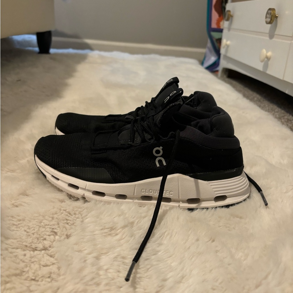 womens on cloud nova